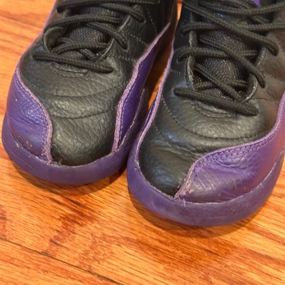 Jordan 12 Retro Sneakers sz 10 Jordan 12 Retro Purple - Picture 5 of 7